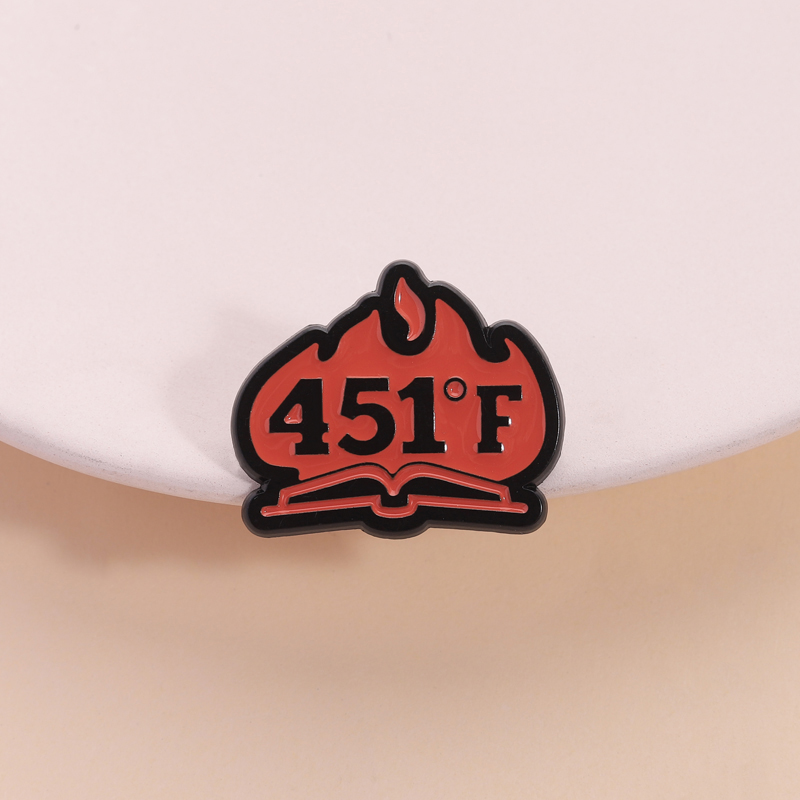 Science Buddies - เข็มกลัดเคลือบลายหนังสือ Fahrenheit 451 นิยายวิทยาศาสตร์ ผลงานชิ้นเอกของเรย์ แบรดเบอรี